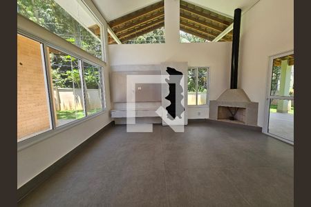 Sala de casa de condomínio à venda com 3 quartos, 250m² em Chácara das Paineiras, São Paulo