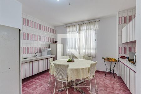 Casa de Condomínio à venda com 4 quartos, 300m² em Santo Amaro, São Paulo
