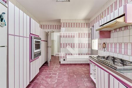 Casa de Condomínio à venda com 4 quartos, 300m² em Santo Amaro, São Paulo