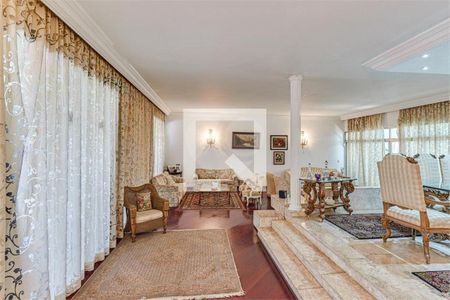 Casa de Condomínio à venda com 4 quartos, 300m² em Santo Amaro, São Paulo