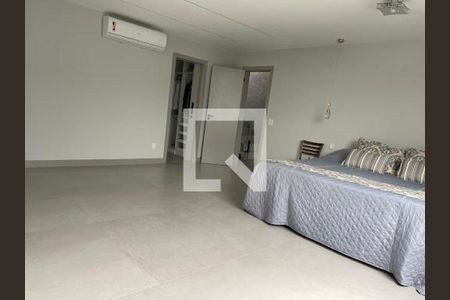 Casa à venda com 3 quartos, 420m² em Vargem Pequena, Rio de Janeiro