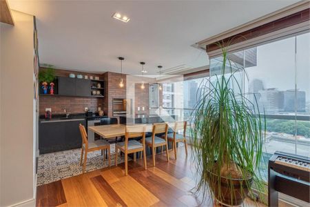 Apartamento à venda com 3 quartos, 189m² em Jardim Morumbi, São Paulo