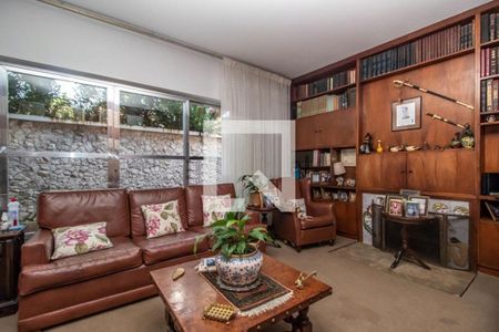 Casa à venda com 4 quartos, 350m² em Santo Amaro, São Paulo