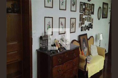 Casa à venda com 4 quartos, 300m² em Chácara Santo Antônio (Zona Sul), São Paulo