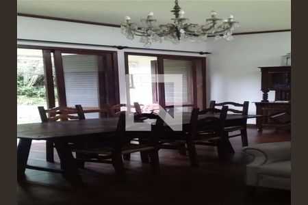 Casa à venda com 4 quartos, 300m² em Chácara Santo Antônio (Zona Sul), São Paulo