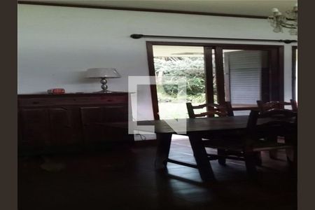 Casa à venda com 4 quartos, 300m² em Chácara Santo Antônio (Zona Sul), São Paulo