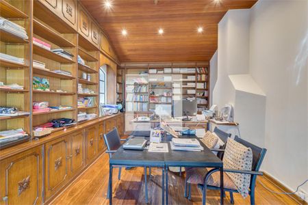 Casa de Condomínio à venda com 6 quartos, 603m² em Jardim Marajoara, São Paulo