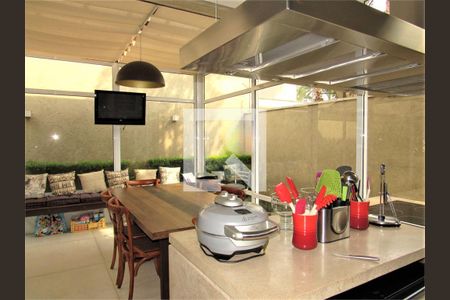 Casa à venda com 4 quartos, 323m² em Brooklin, São Paulo