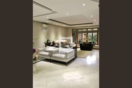 Casa à venda com 4 quartos, 314m² em Granja Julieta, São Paulo