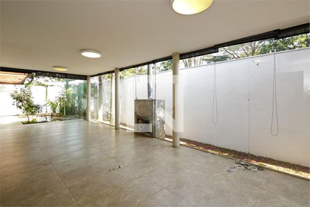 Casa à venda com 3 quartos, 290m² em Campo Belo, São Paulo