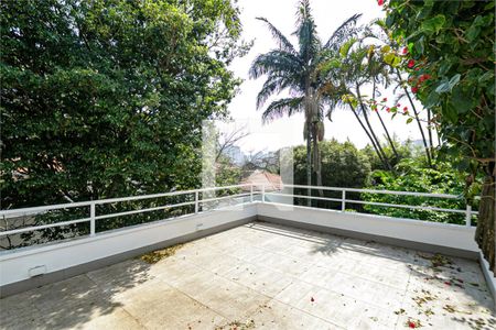 Casa à venda com 3 quartos, 290m² em Campo Belo, São Paulo