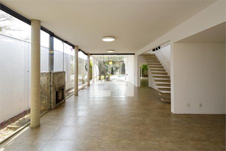 Casa à venda com 3 quartos, 290m² em Campo Belo, São Paulo