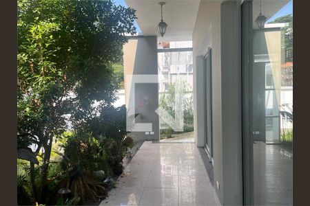 Casa de Condomínio à venda com 3 quartos, 300m² em Vila Elvira, São Paulo