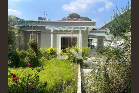 Casa de Condomínio à venda com 3 quartos, 300m² em Vila Elvira, São Paulo