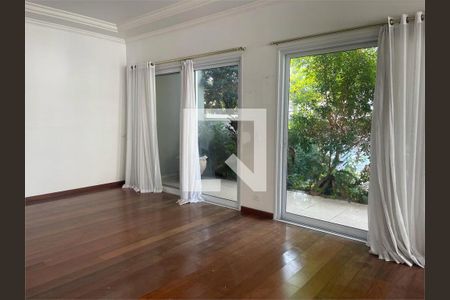 Casa de Condomínio à venda com 3 quartos, 300m² em Vila Elvira, São Paulo