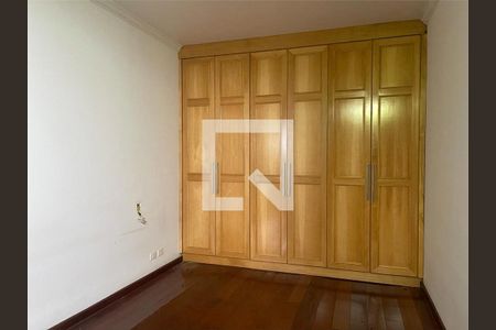 Casa de Condomínio à venda com 3 quartos, 300m² em Vila Elvira, São Paulo