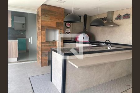 Casa de Condomínio à venda com 3 quartos, 300m² em Vila Elvira, São Paulo