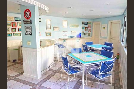 Casa à venda com 4 quartos, 297m² em Jardim Marajoara, São Paulo