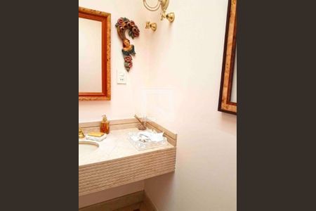 Casa à venda com 4 quartos, 297m² em Jardim Marajoara, São Paulo