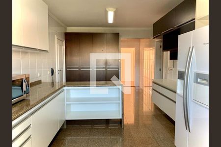 Apartamento à venda com 4 quartos, 370m² em Santo Amaro, São Paulo