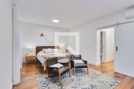 Casa à venda com 3 quartos, 330m² em Santo Amaro, São Paulo