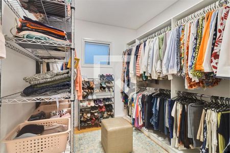 Casa à venda com 3 quartos, 330m² em Santo Amaro, São Paulo