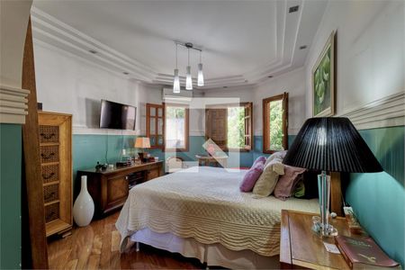 Casa à venda com 4 quartos, 448m² em Interlagos, São Paulo