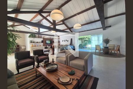 Sala de casa de condomínio à venda com 4 quartos, 800m² em Barra da Tijuca, Rio de Janeiro