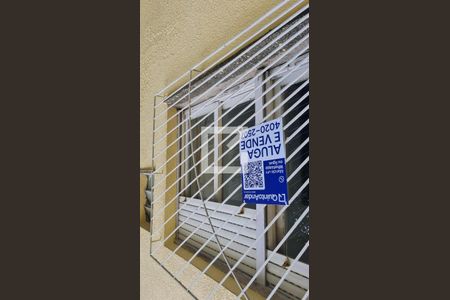 Placa instalada de apartamento à venda com 1 quarto, 42m² em Vila Ipiranga, Porto Alegre
