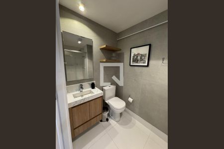 Banheiro de apartamento à venda com 1 quarto, 19m² em Indianópolis, São Paulo