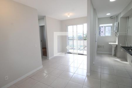 Sala/Cozinha de apartamento para alugar com 2 quartos, 42m² em Engenho de Dentro, Rio de Janeiro