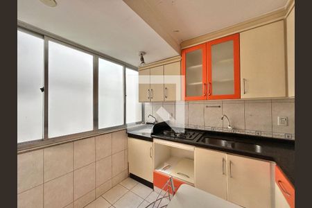 Cozinha de apartamento para alugar com 3 quartos, 84m² em Centro, São Leopoldo