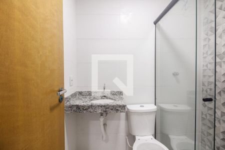 Banheiro  de apartamento à venda com 1 quarto, 36m² em Vila Carrão, São Paulo