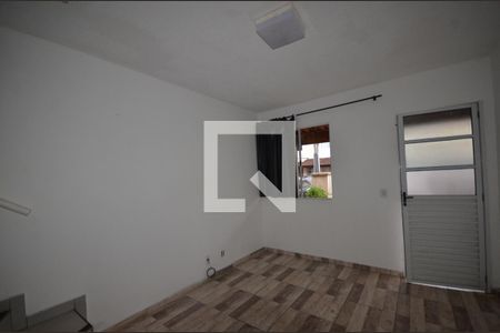Sala de casa para alugar com 2 quartos, 63m² em Campo Grande, Rio de Janeiro
