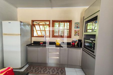 Cozinha de casa à venda com 1 quarto, 68m² em Santos Dumont, São Leopoldo