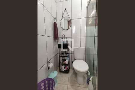 Banheiro de casa à venda com 1 quarto, 68m² em Santos Dumont, São Leopoldo