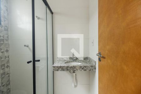 Banheiro  de apartamento à venda com 1 quarto, 36m² em Vila Carrão, São Paulo