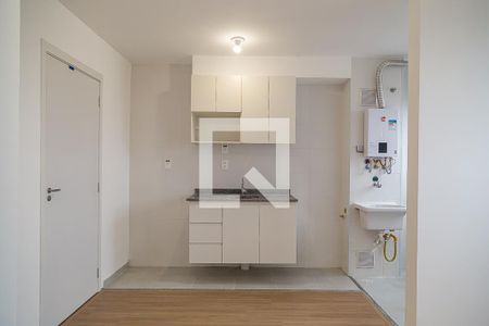 Sala/Cozinha de apartamento para alugar com 2 quartos, 37m² em Vila Mira, São Paulo