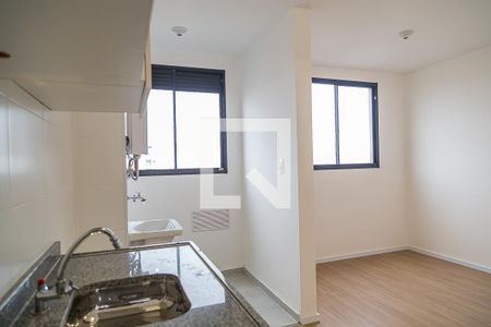 Sala/Cozinha de apartamento para alugar com 2 quartos, 37m² em Vila Mira, São Paulo