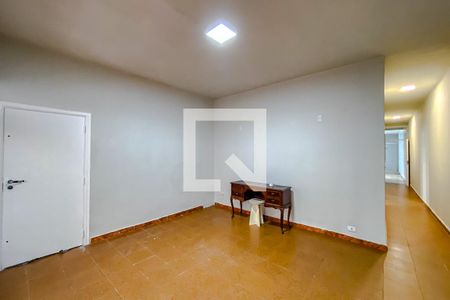 Sala de casa para alugar com 2 quartos, 180m² em Vila Bertioga, São Paulo
