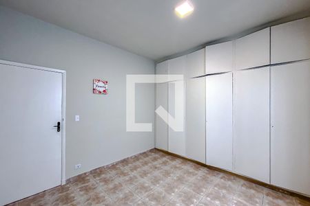 Quarto 1 de casa para alugar com 2 quartos, 180m² em Vila Bertioga, São Paulo