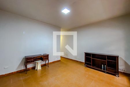 Sala de casa para alugar com 2 quartos, 180m² em Vila Bertioga, São Paulo