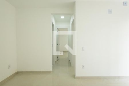 Sala de apartamento para alugar com 2 quartos, 70m² em Recreio dos Bandeirantes, Rio de Janeiro