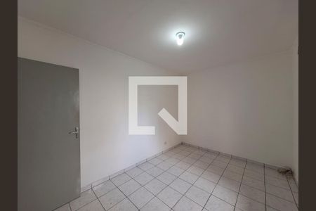 Quarto 2 de casa para alugar com 3 quartos, 116m² em Vila Romero, São Paulo
