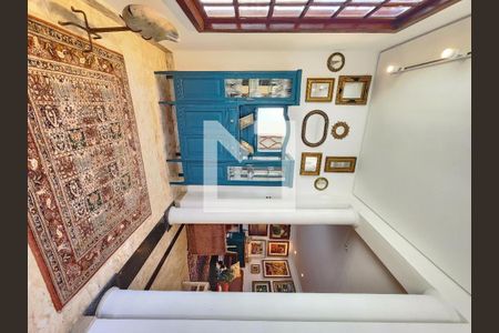 Entrada de casa à venda com 4 quartos, 241m² em Santa Lúcia, Belo Horizonte