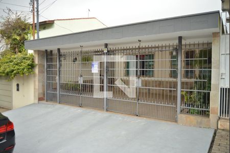 Placa de casa à venda com 3 quartos, 240m² em Vila Alzira, Santo André