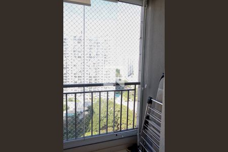 Sacada de apartamento à venda com 2 quartos, 57m² em Continental, Osasco