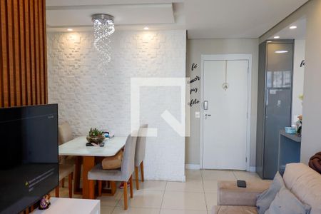 Sala de apartamento para alugar com 2 quartos, 57m² em Continental, Osasco