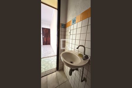 Lavabo de casa para alugar com 2 quartos, 125m² em Utinga, Santo André