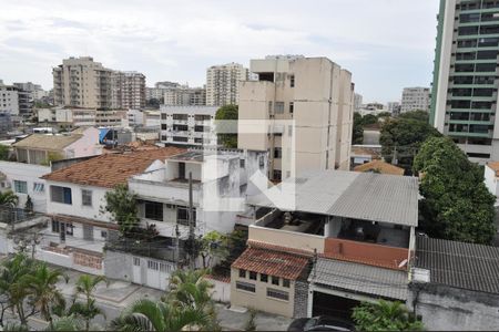 Sala Vista de apartamento para alugar com 3 quartos, 75m² em Todos Os Santos, Rio de Janeiro